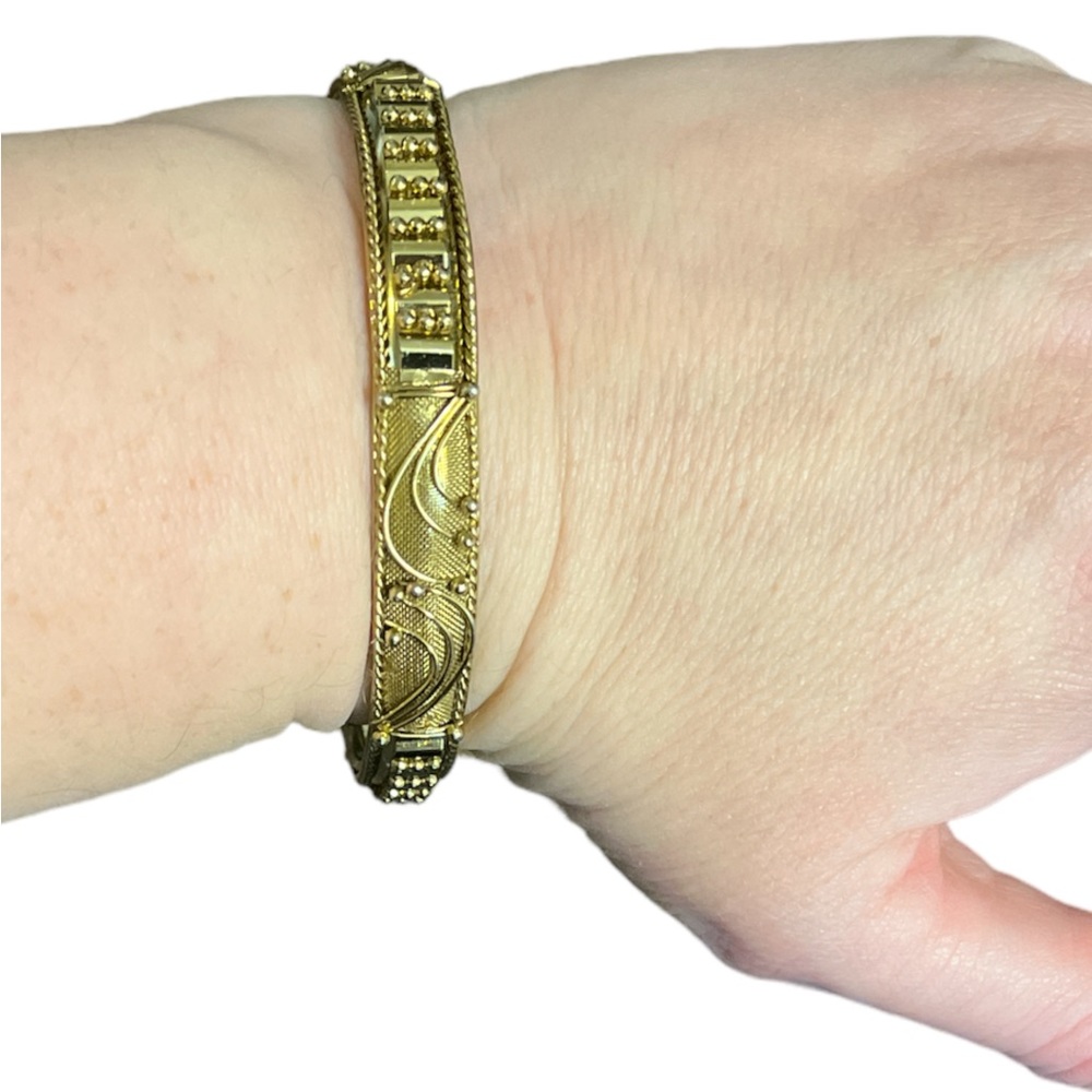 Gold Toned Filigree Bracelet